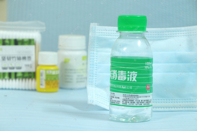 便携消毒新典范 消毒液棉签的日常护理智慧